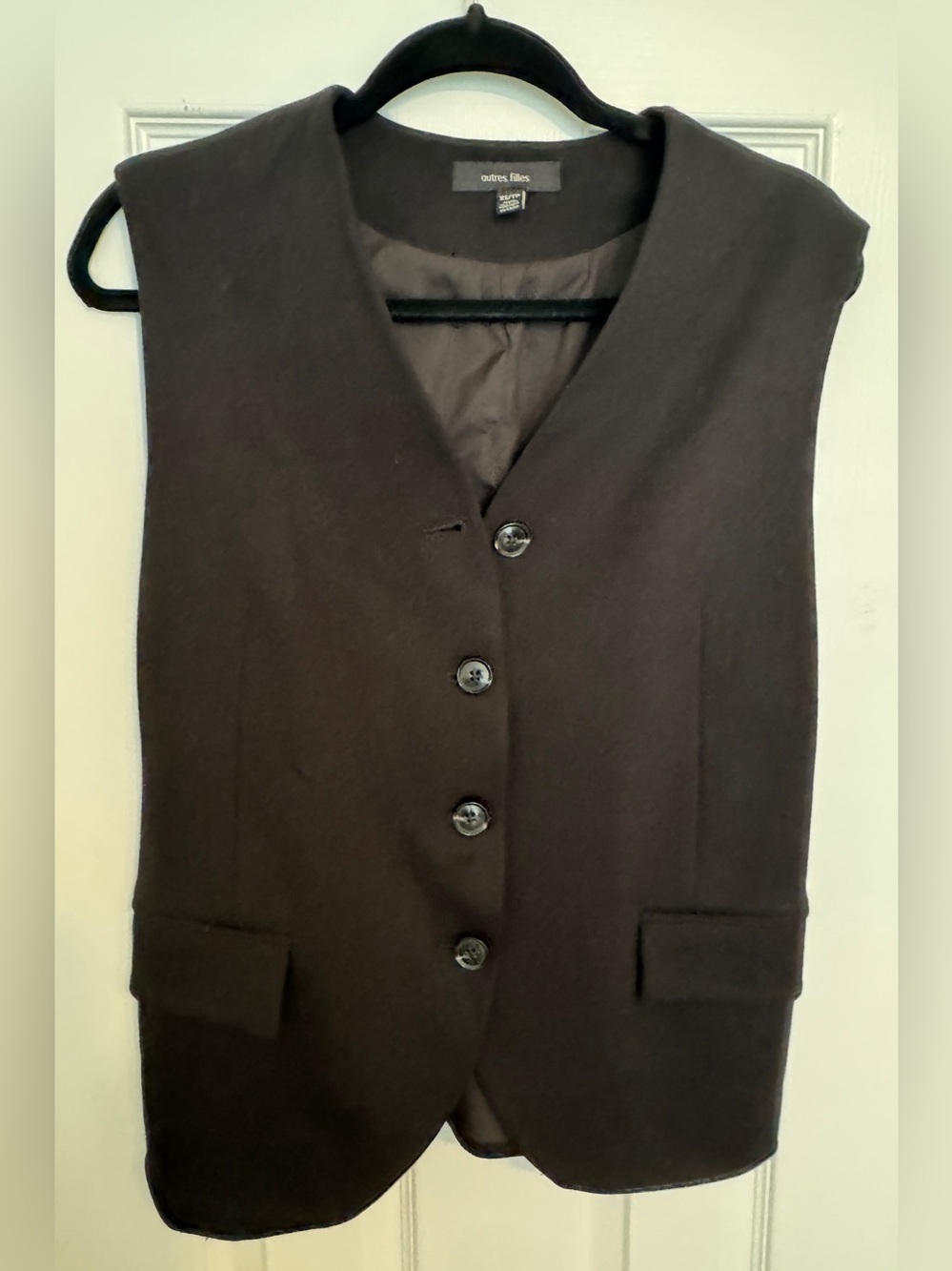 Classic Black Sleeveless Vest with Back Cinch